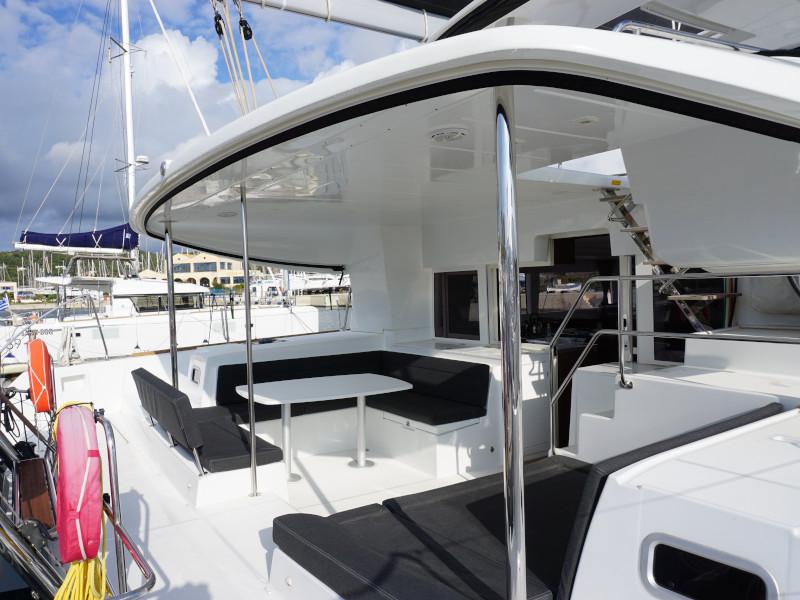 Book yachts online - catamaran - Lagoon 450 Sport - Saga - rent