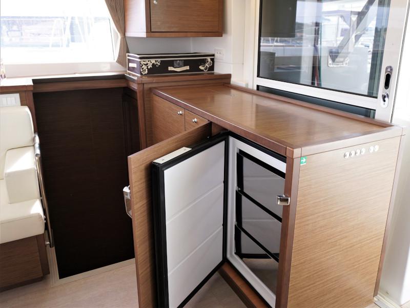 Book yachts online - catamaran - Lagoon 450 Sport - Saga - rent