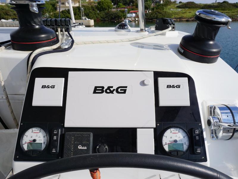 Book yachts online - catamaran - Lagoon 450 Sport - Saga - rent