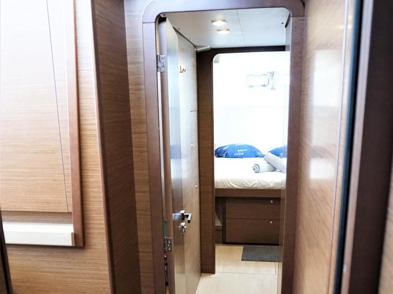 Book yachts online - catamaran - Lagoon 450 Sport - Saga - rent