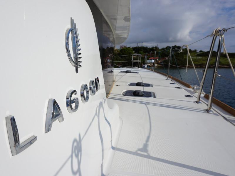 Book yachts online - catamaran - Lagoon 450 Sport - Saga - rent