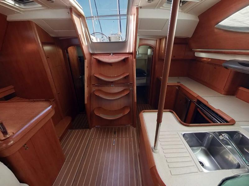 Book yachts online - sailboat - Sun Odyssey 54 DS - MACCHIATO - rent