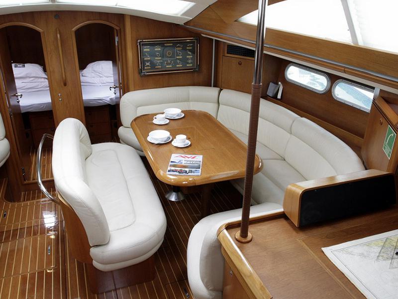 Book yachts online - sailboat - Sun Odyssey 54 DS - MACCHIATO - rent