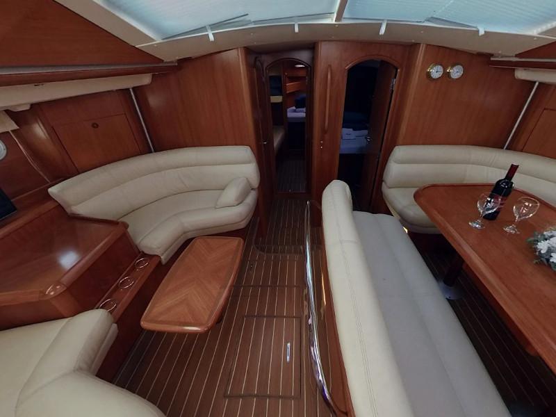 Book yachts online - sailboat - Sun Odyssey 54 DS - MACCHIATO - rent