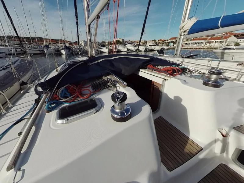 Book yachts online - sailboat - Sun Odyssey 43 - SUNO - rent