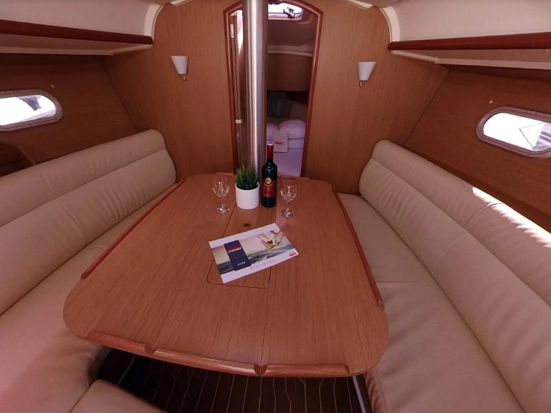 Book yachts online - sailboat - Sun Odyssey 32i - RISTRETTO I - rent