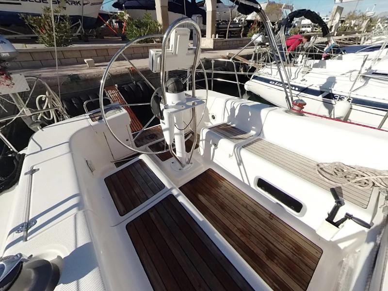 Book yachts online - sailboat - Elan 36 - VRIJES - rent