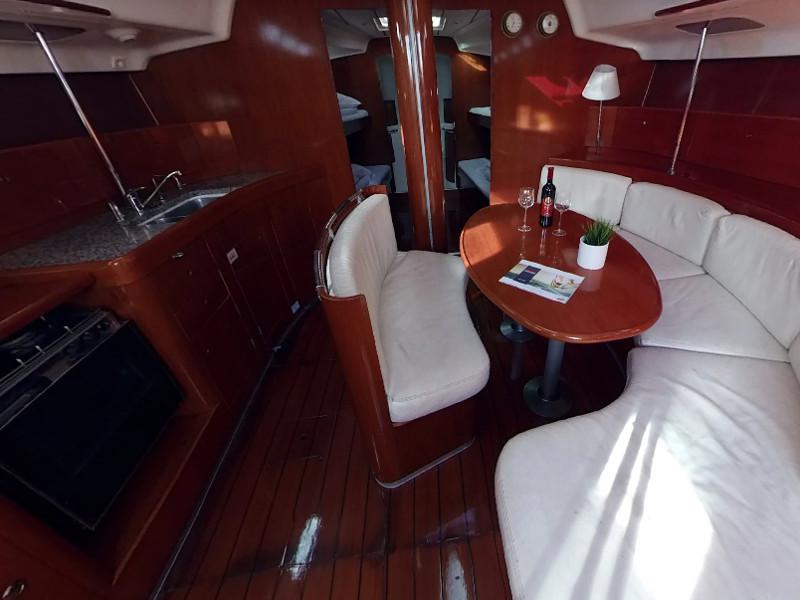 Book yachts online - sailboat - First 47.7 - FIRST CLASS II - rent