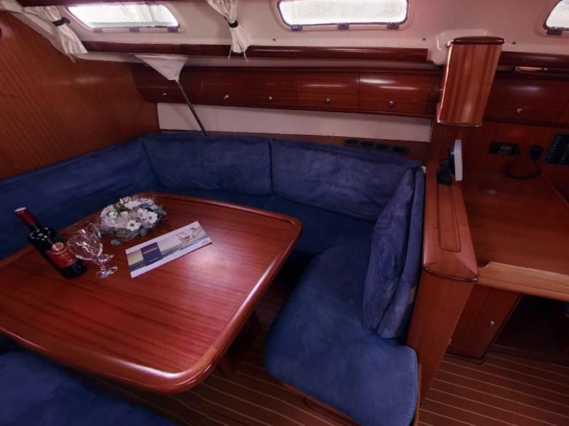 Book yachts online - sailboat - Bavaria 44 - FORTE - rent