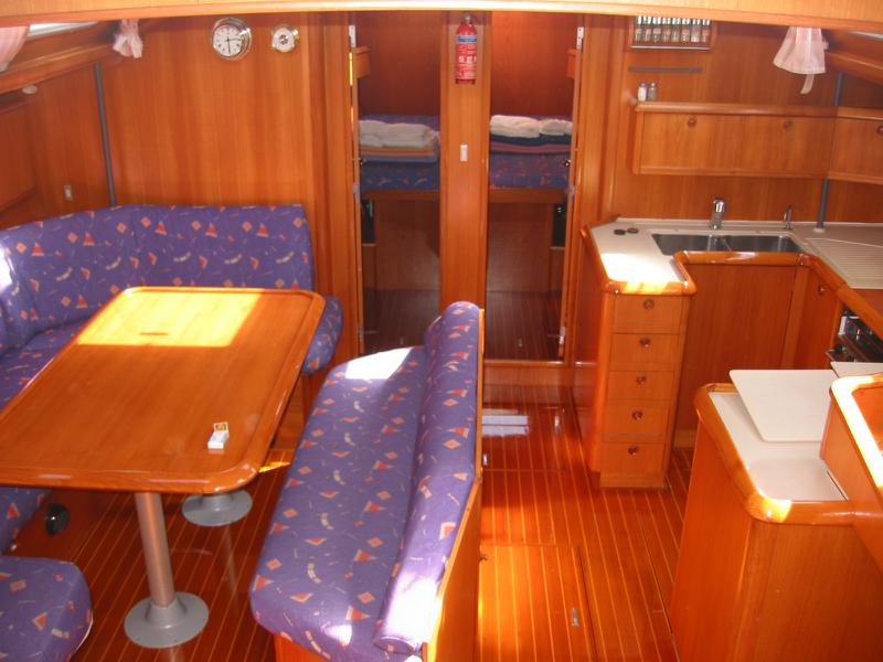 Book yachts online - sailboat - Sun Odyssey 52.2 - JULIANNA - rent