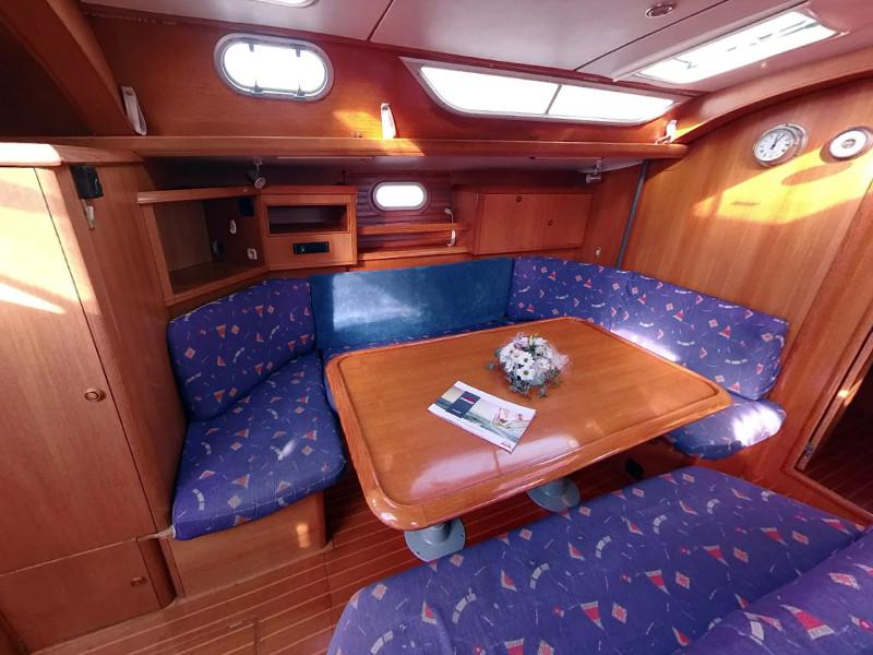 Book yachts online - sailboat - Sun Odyssey 52.2 - JULIANNA - rent