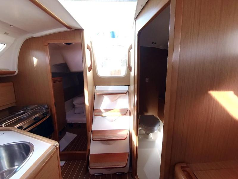 Book yachts online - sailboat - Sun Odyssey 30i - ESPRESSO I - rent