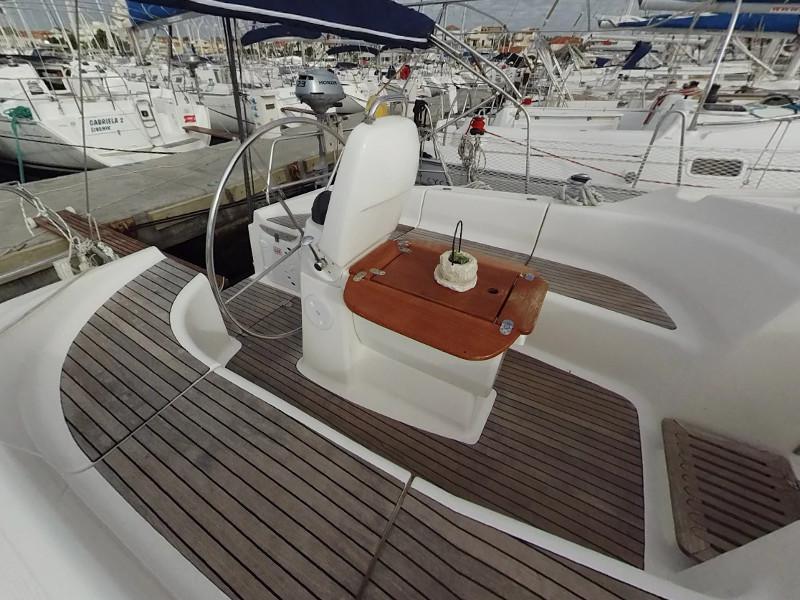 Book yachts online - sailboat - Bavaria 39 Cruiser - RO-LU - rent