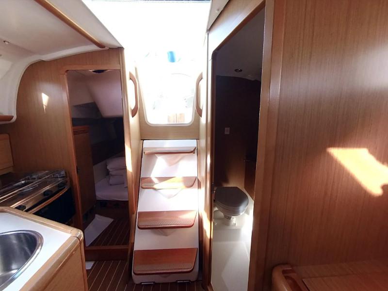 Book yachts online - sailboat - Sun Odyssey 30i - ESPRESSO II - rent