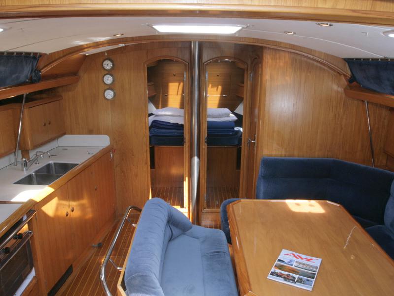 Book yachts online - sailboat - Sun Odyssey 45.2 - GOLF 2 - rent