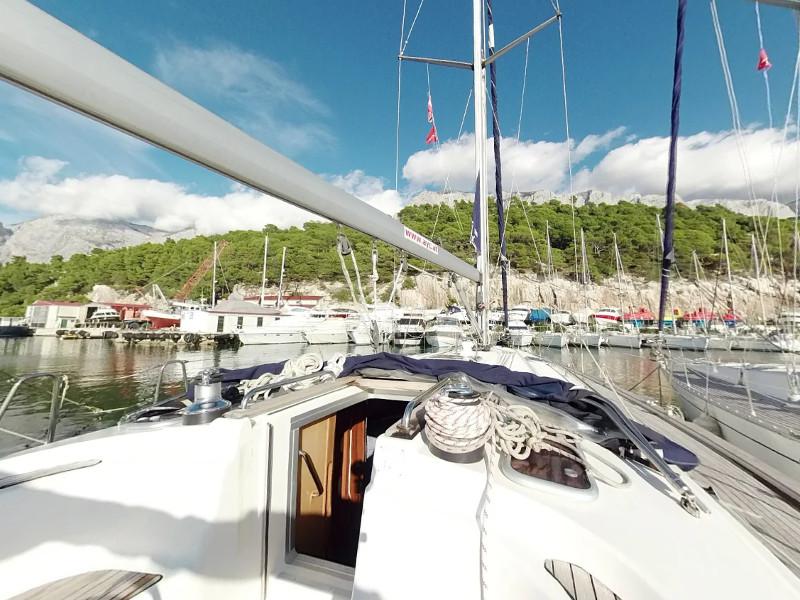 Book yachts online - sailboat - Bavaria 49 - EAGLE - rent