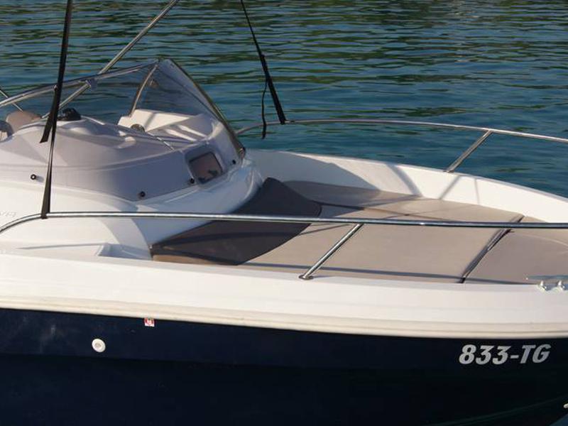Book yachts online - motorboat - Jeanneau Cap Camarat 5.5WA S2 - Cap Camarat 5.5WA _2 - rent