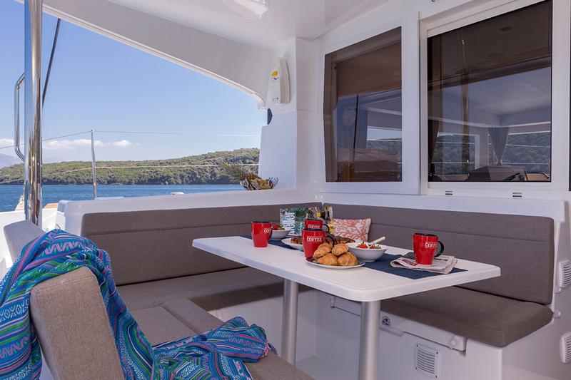 Book yachts online - catamaran - Lagoon 39 - Olympia - rent