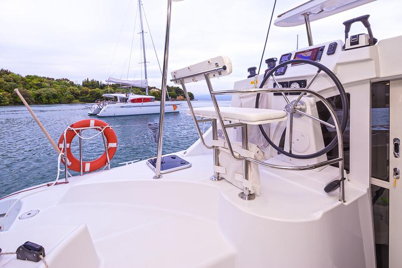 Book yachts online - catamaran - Lagoon 380 - Stardust - rent