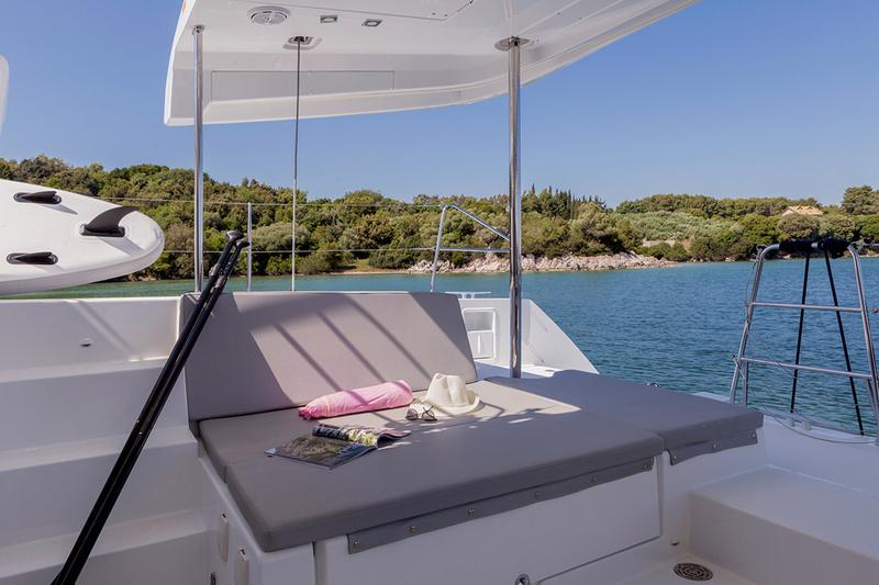 Book yachts online - catamaran - Lagoon 450 F - Gin Tonic - rent