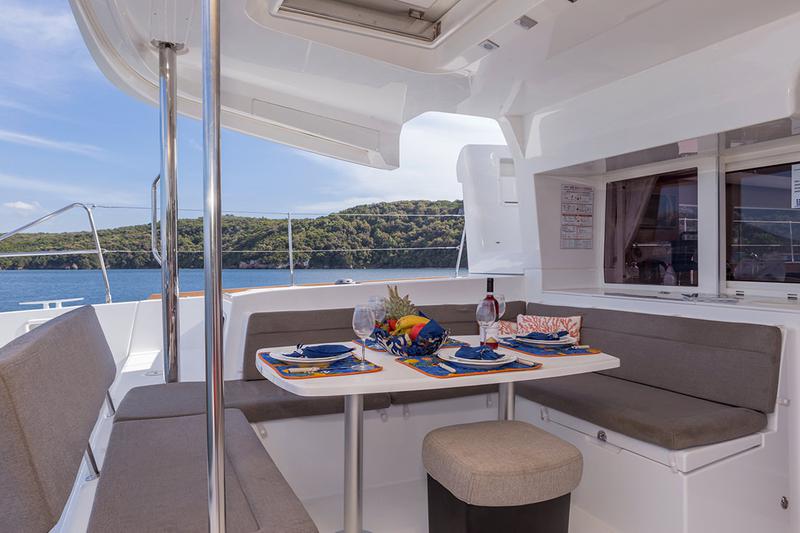 Book yachts online - catamaran - Lagoon 450 - Siddhartha | A/C generator watermaker - rent