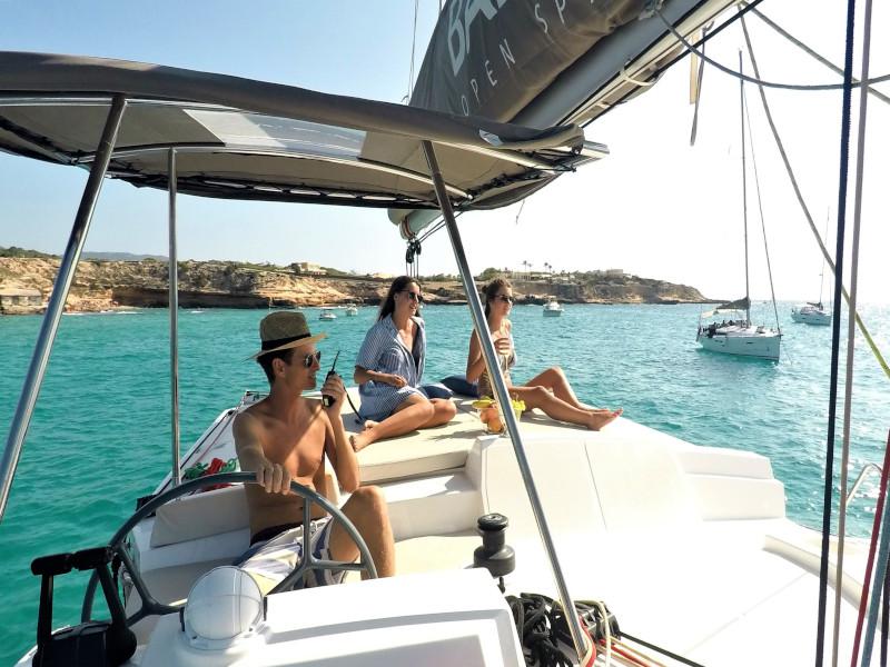 Book yachts online - catamaran - Bali 4.0 - DAENERYS - rent