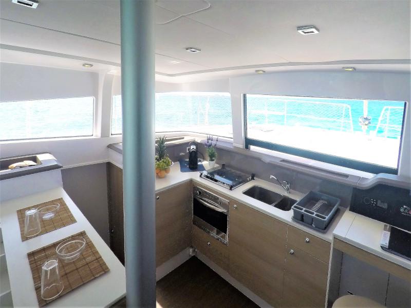 Book yachts online - catamaran - Bali 4.0 - DAENERYS - rent