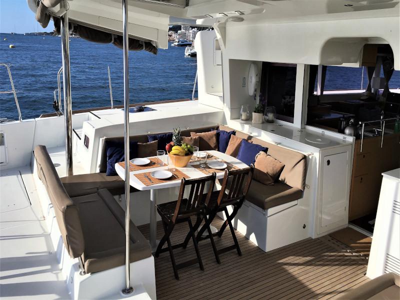 Book yachts online - catamaran - Lagoon 450 - Allegra - rent
