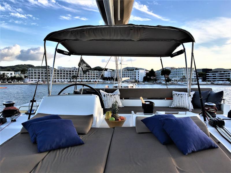 Book yachts online - catamaran - Lagoon 450 - Allegra - rent