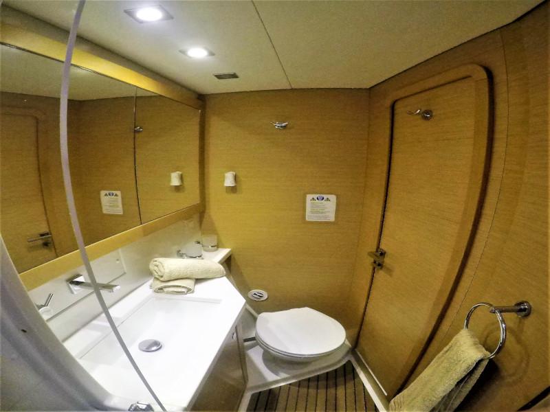 Book yachts online - catamaran - Lagoon 450 - Allegra - rent