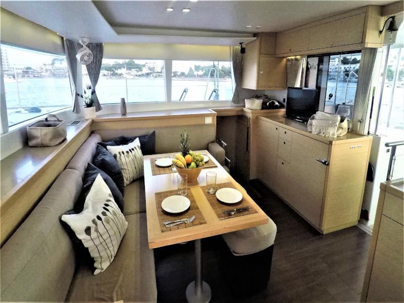 Book yachts online - catamaran - Lagoon 450 - Allegra - rent