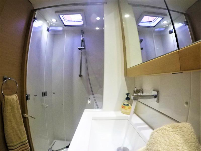 Book yachts online - catamaran - Lagoon 450 - Allegra - rent