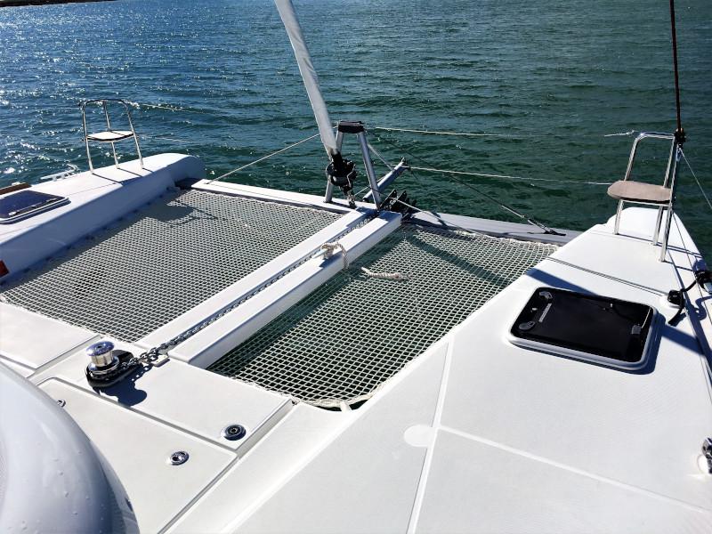 Book yachts online - catamaran - Lagoon 40 - Cat 40 - rent