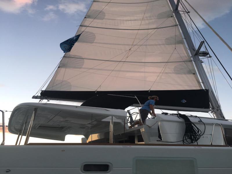 Book yachts online - catamaran - Lagoon 450 - GENIA - rent