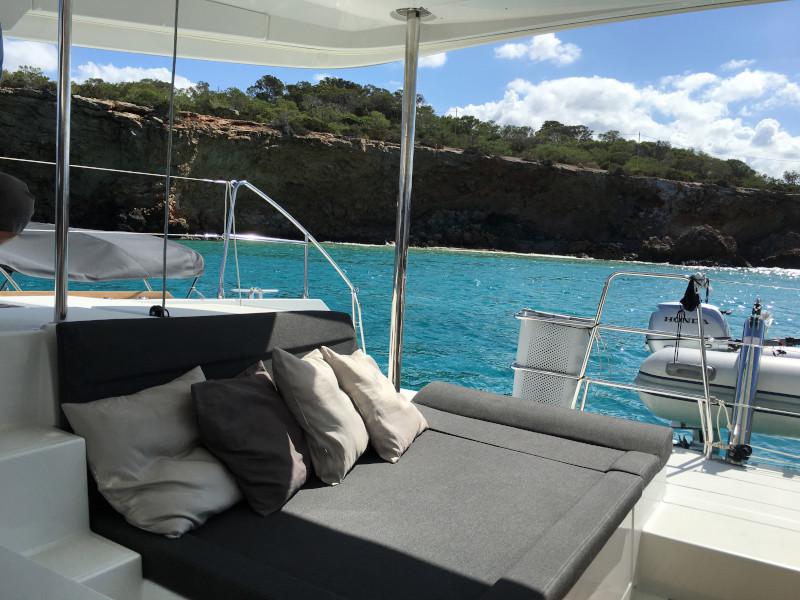 Book yachts online - catamaran - Lagoon 450 - GENIA - rent
