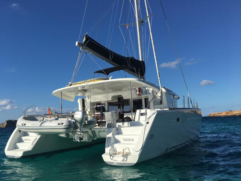 Book yachts online - catamaran - Lagoon 450 - GENIA - rent