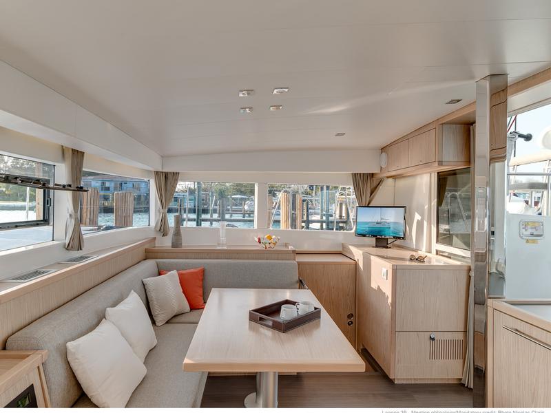 Book yachts online - catamaran - Lagoon 39 - Hermes - rent