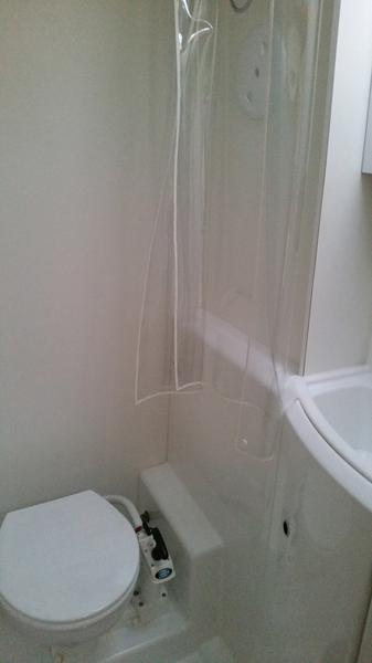 Book yachts online - catamaran - Lagoon 400 - Delfis - rent