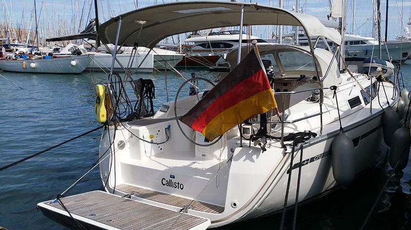 Book yachts online - sailboat - Bavaria Cruiser 33 - Callisto  - rent