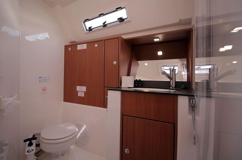 Book yachts online - sailboat - Bavaria Cruiser 40 - Tesoro - rent