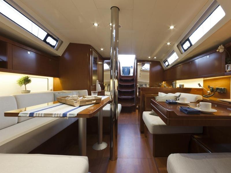Book yachts online - sailboat - Oceanis 41 - Sea Lion - rent