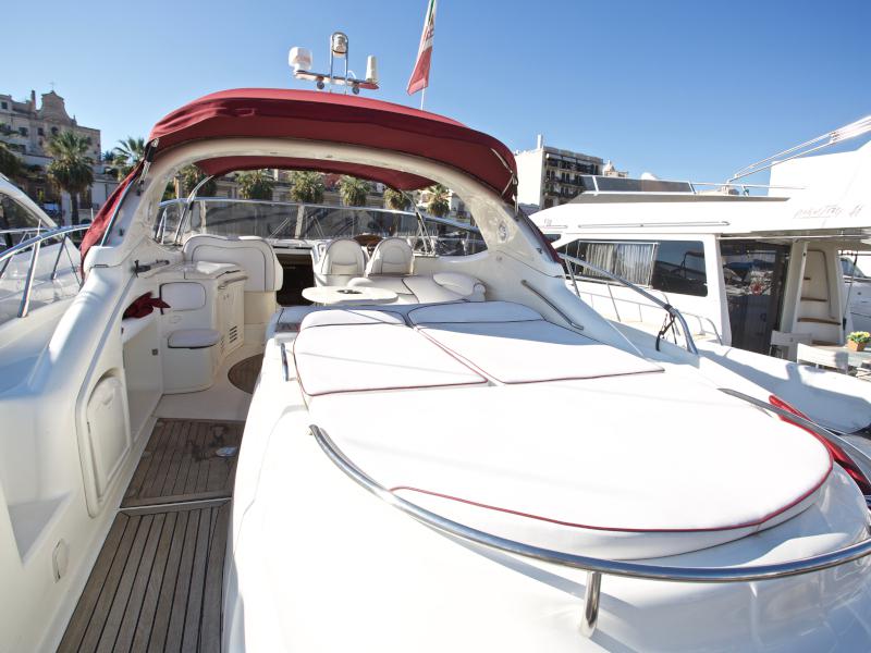 Book yachts online - motorboat - Cranchi Mediterranee 50 HT - Magia - rent