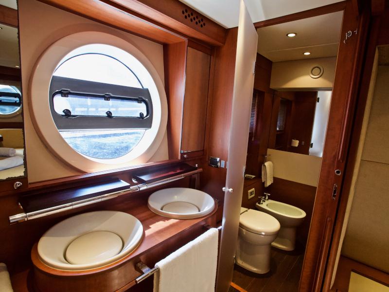 Book yachts online - motorboat - Aicon 75 - Lutetia - rent