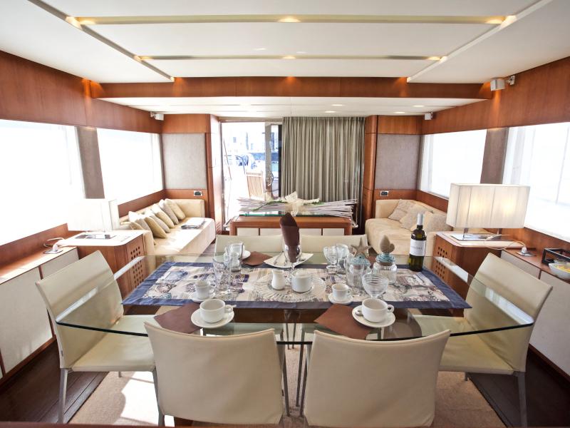 Book yachts online - motorboat - Aicon 75 - Lutetia - rent