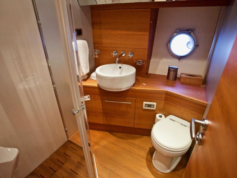 Book yachts online - motorboat - Aicon 64 Fly - Marilyn - rent