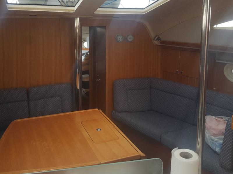 Book yachts online - sailboat - Elan 434 - Rebekka - rent