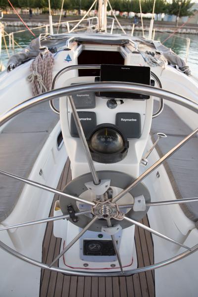 Book yachts online - sailboat - Bavaria 36 - KONSTANTINOS  - rent