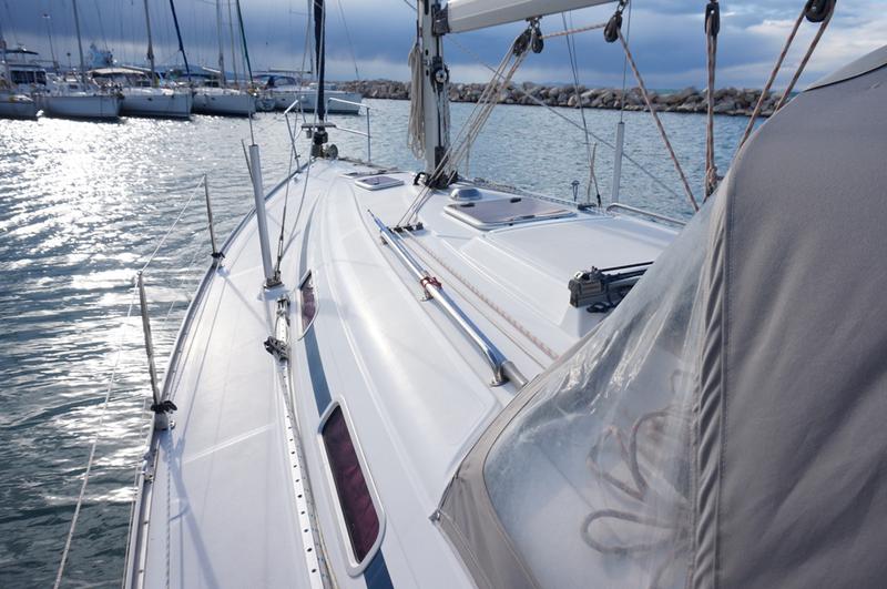 Book yachts online - sailboat - Bavaria 36 - KONSTANTINOS  - rent