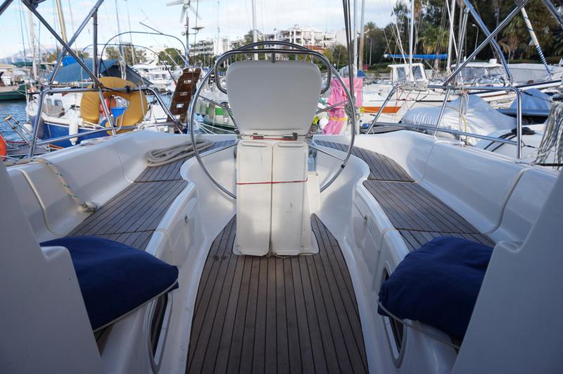 Book yachts online - sailboat - Bavaria 36 - KONSTANTINOS  - rent