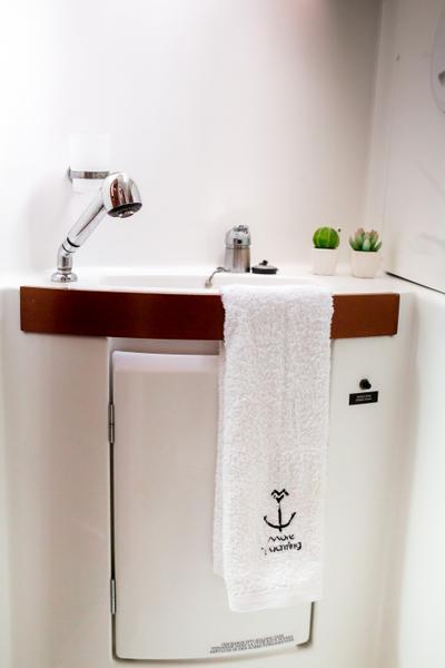 Book yachts online - sailboat - Oceanis 43 - TIAMO  - rent